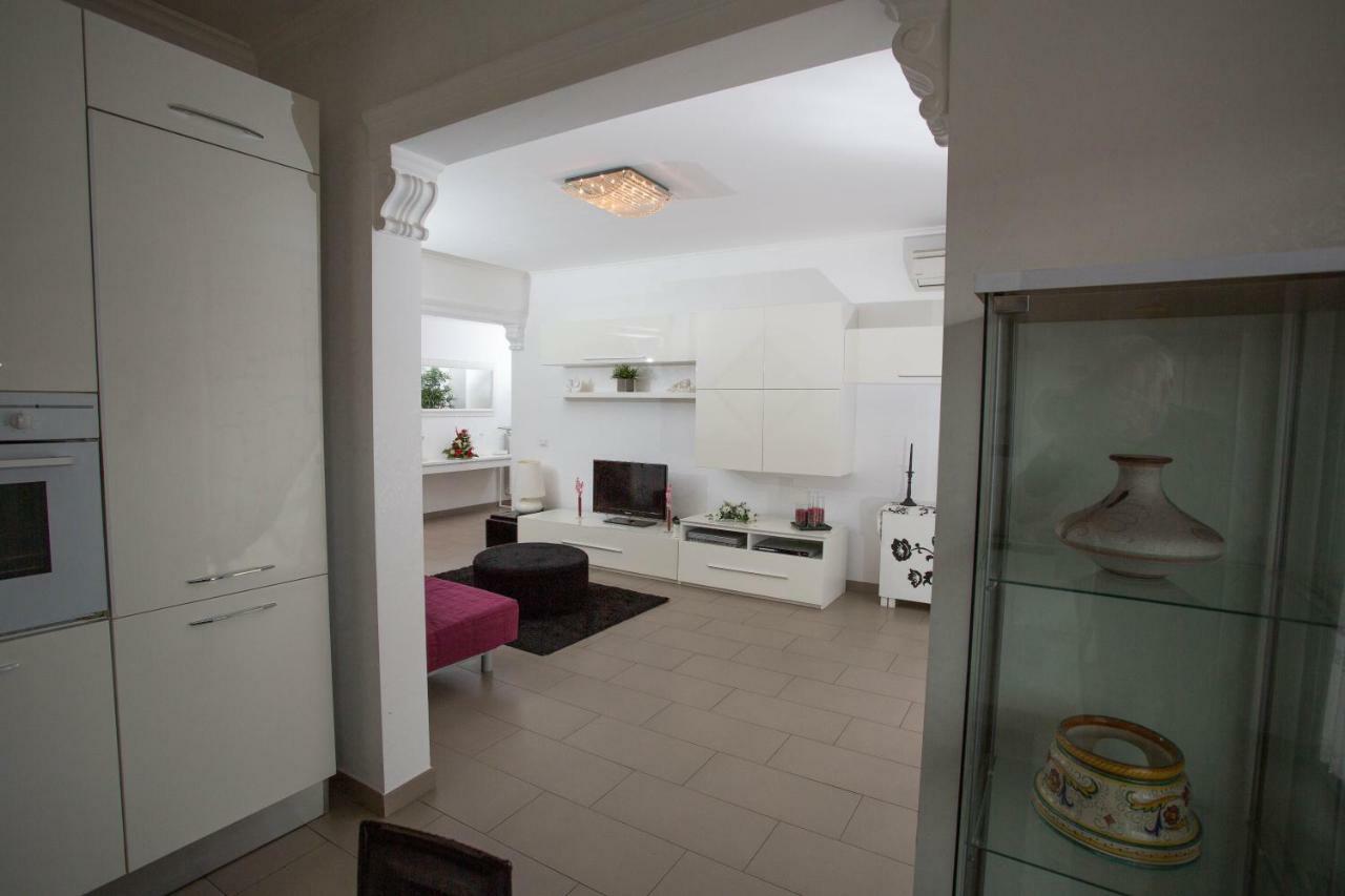 Appia Tourist Apartment Rome Buitenkant foto