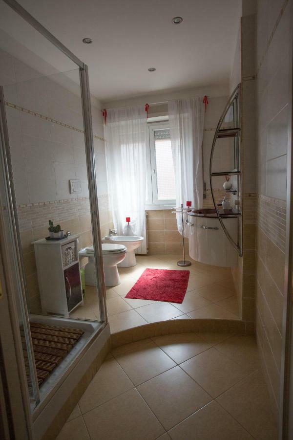 Appia Tourist Apartment Rome Buitenkant foto