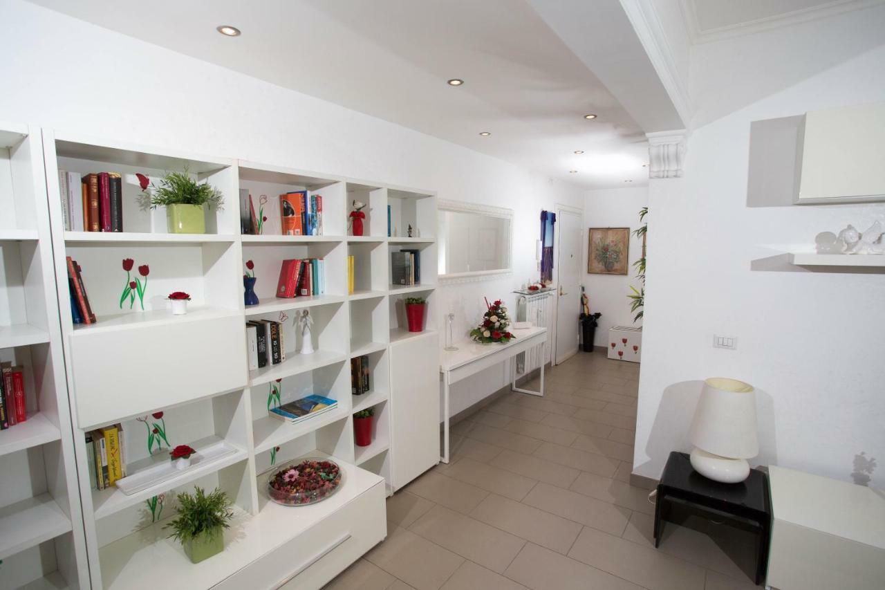 Appia Tourist Apartment Rome Buitenkant foto