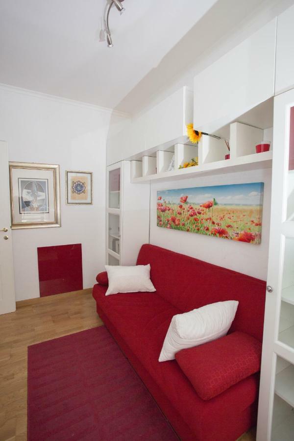 Appia Tourist Apartment Rome Buitenkant foto